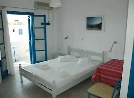 Amalia 3* Livadi (Serifos)